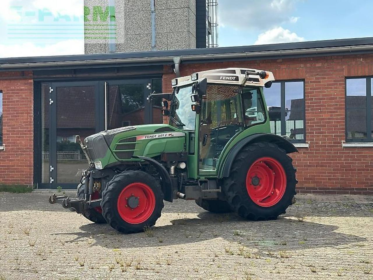 Fendt 207 f vario F - Трактор: снимка 2 Fendt 207 f vario F - Трактор: снимка 2