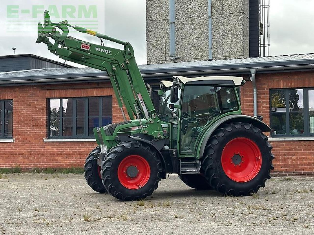 Fendt 209 s vario *frontlader fendt cargo 3x65* - Трактор: снимка 3 Fendt 209 s vario *frontlader fendt cargo 3x65* - Трактор: снимка 3