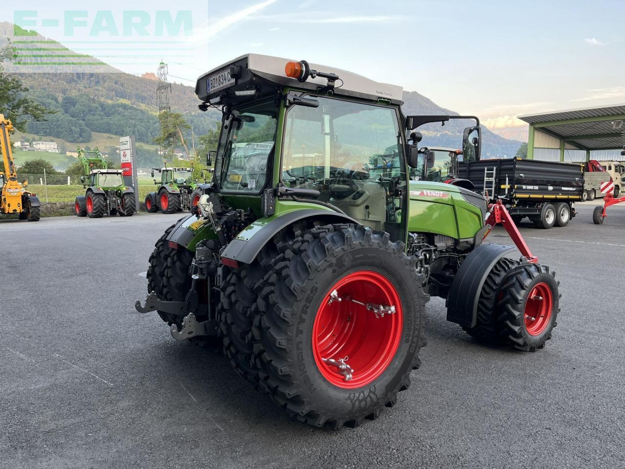 Fendt 211 p vario gen3 profi setting2 P - Трактор: снимка 5 Fendt 211 p vario gen3 profi setting2 P - Трактор: снимка 5