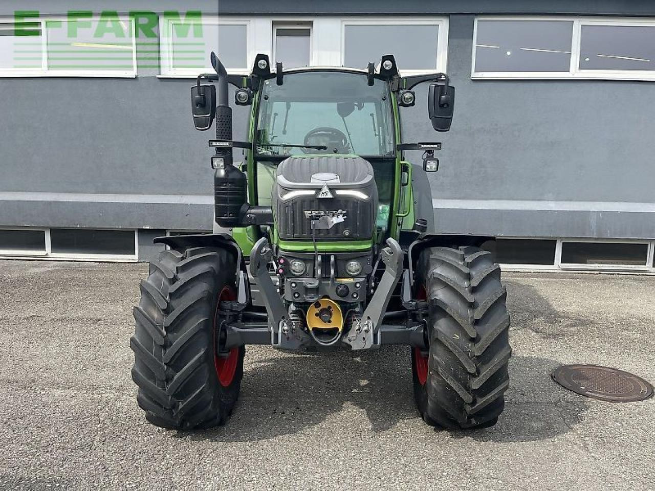 Fendt 211 s vario gen3 power setting 2 - Трактор: снимка 2 Fendt 211 s vario gen3 power setting 2 - Трактор: снимка 2