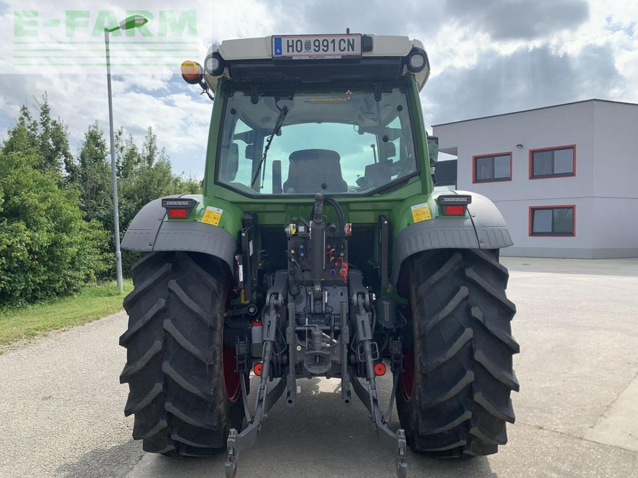 Fendt 211 vario (gen3) - Трактор: снимка 3 Fendt 211 vario (gen3) - Трактор: снимка 3