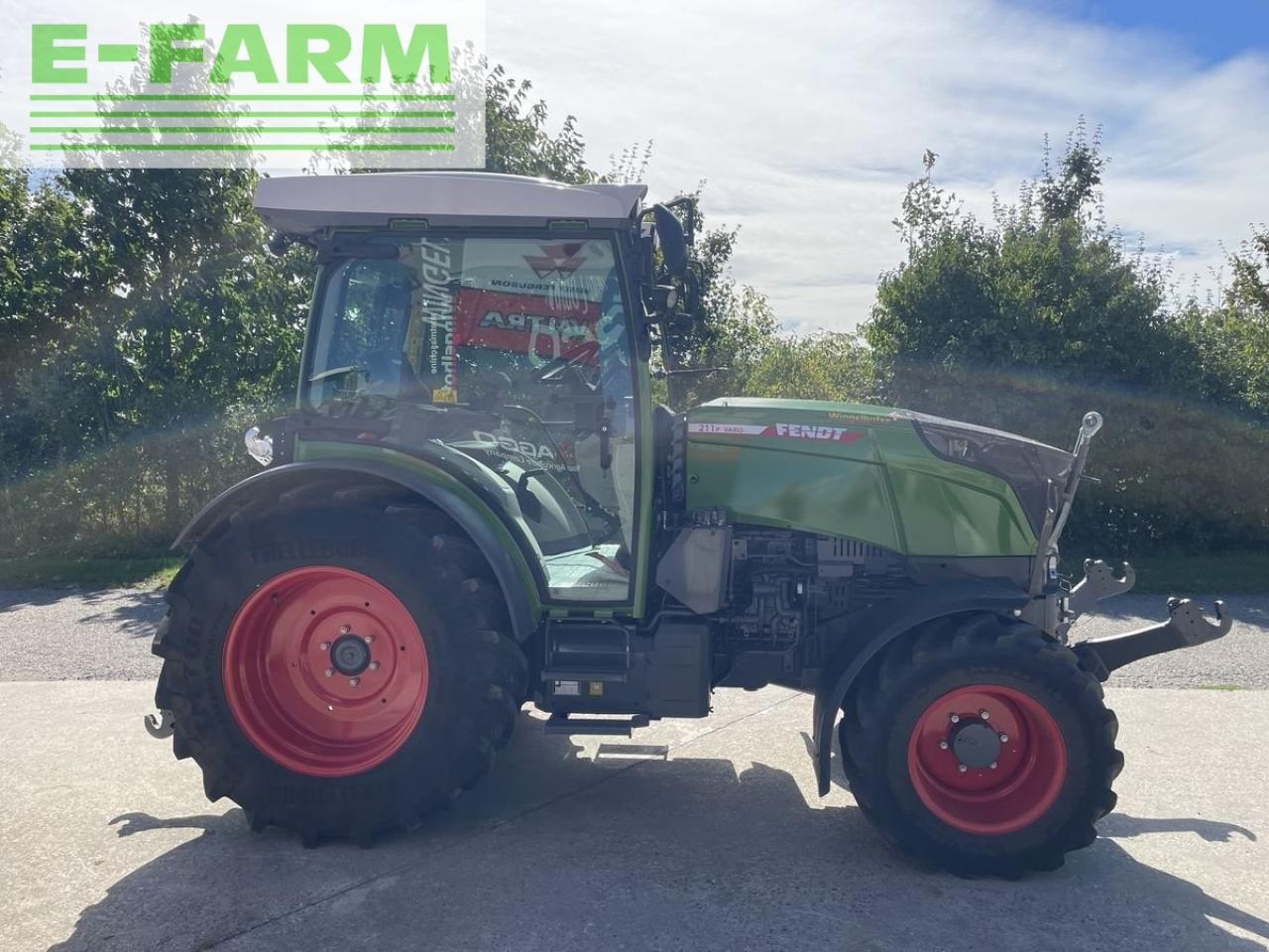 Fendt 211p vario gen3 - Трактор: снимка 4 Fendt 211p vario gen3 - Трактор: снимка 4