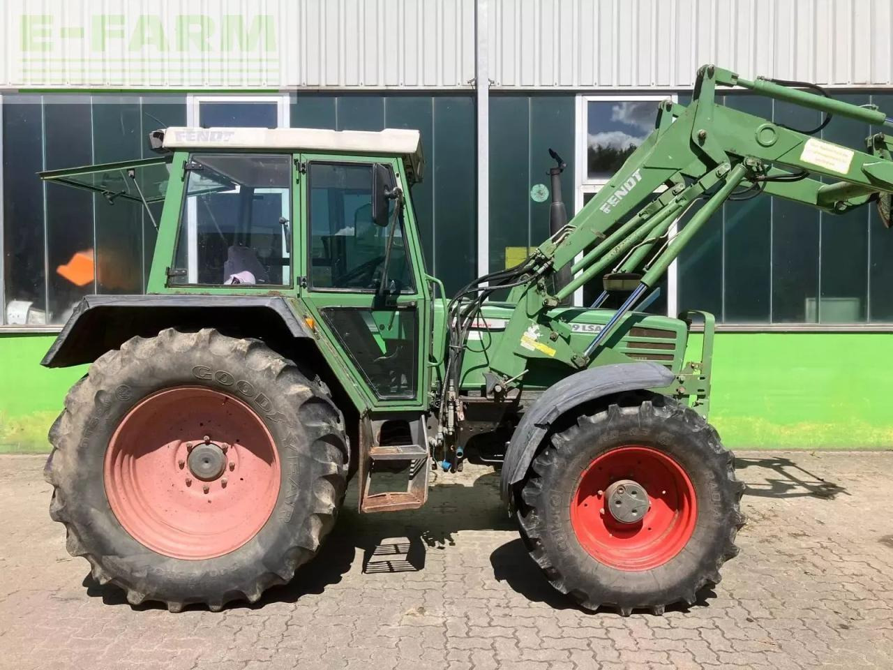 Fendt 309 lsa - Трактор: снимка 2 Fendt 309 lsa - Трактор: снимка 2