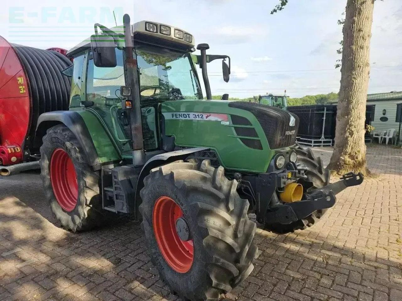Fendt 312 vario ( 310 311 313 ) - Трактор: снимка 2 Fendt 312 vario ( 310 311 313 ) - Трактор: снимка 2