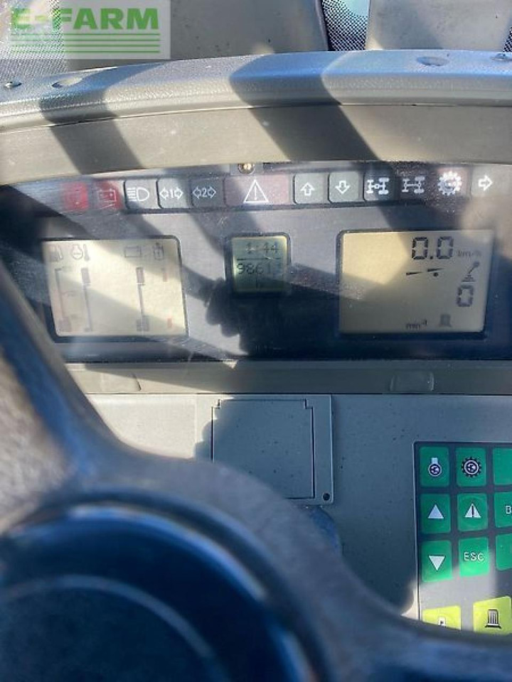 Fendt 411 vario - Трактор: снимка 4 Fendt 411 vario - Трактор: снимка 4