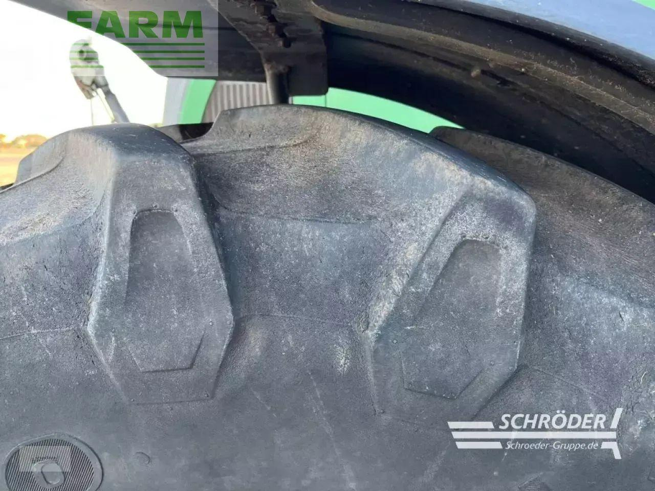 Трактор Fendt 714 vario: снимка 11 Трактор Fendt 714 vario: снимка 11