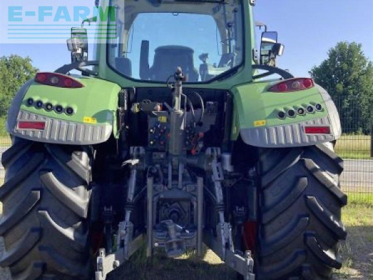 Fendt 714 vario s4 profi Profi - Трактор: снимка 2 Fendt 714 vario s4 profi Profi - Трактор: снимка 2