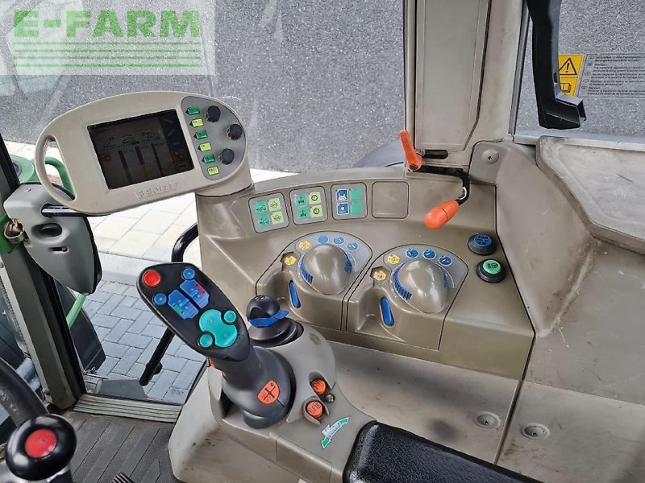 Fendt 716 vario com1 - Трактор: снимка 4 Fendt 716 vario com1 - Трактор: снимка 4