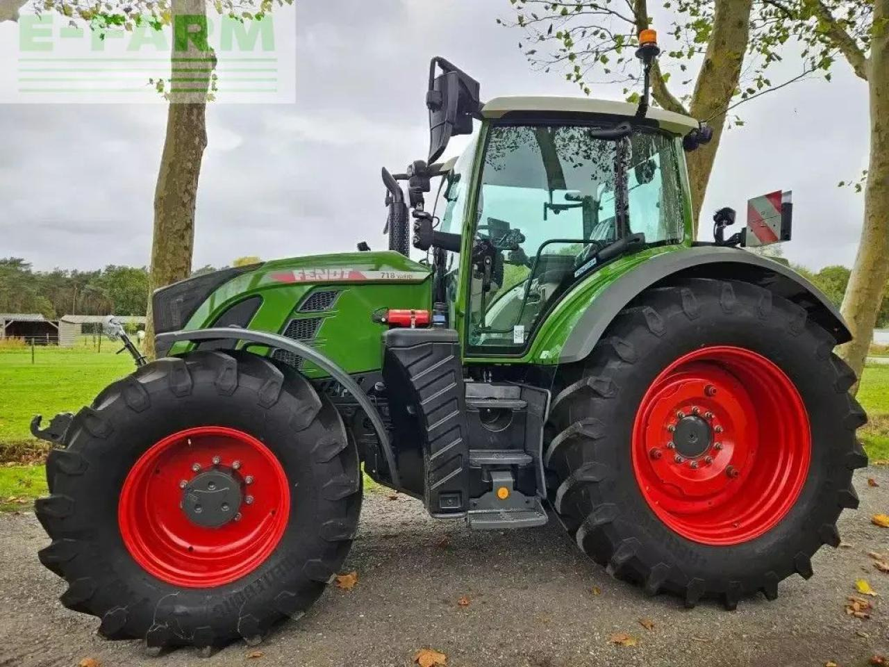 Fendt 718 gen6 power plus rtk sett.2 nieuw (720 722 724) - Трактор: снимка 3 Fendt 718 gen6 power plus rtk sett.2 nieuw (720 722 724) - Трактор: снимка 3
