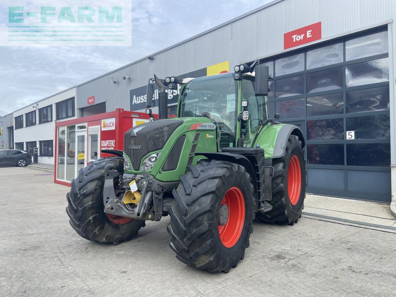 Fendt 718 vario profi+ ProfiPlus - Трактор: снимка 1 Fendt 718 vario profi+ ProfiPlus - Трактор: снимка 1