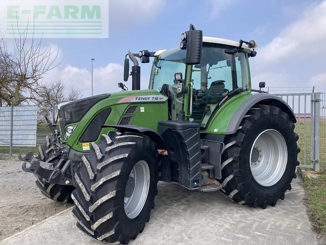 Fendt 718 vario profiplus ProfiPlus - Трактор: снимка 1 Fendt 718 vario profiplus ProfiPlus - Трактор: снимка 1