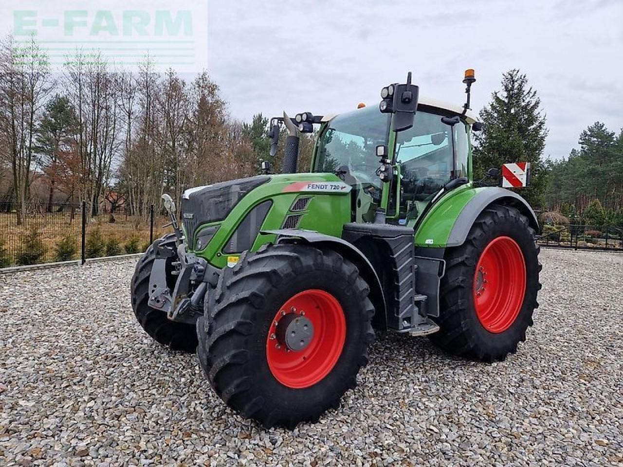 Fendt 720 vario power plus - Трактор: снимка 1 Fendt 720 vario power plus - Трактор: снимка 1