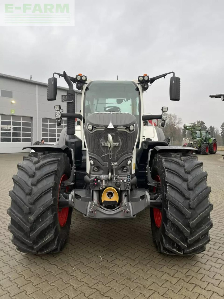 Fendt 720 vario profiplus - Трактор: снимка 3 Fendt 720 vario profiplus - Трактор: снимка 3