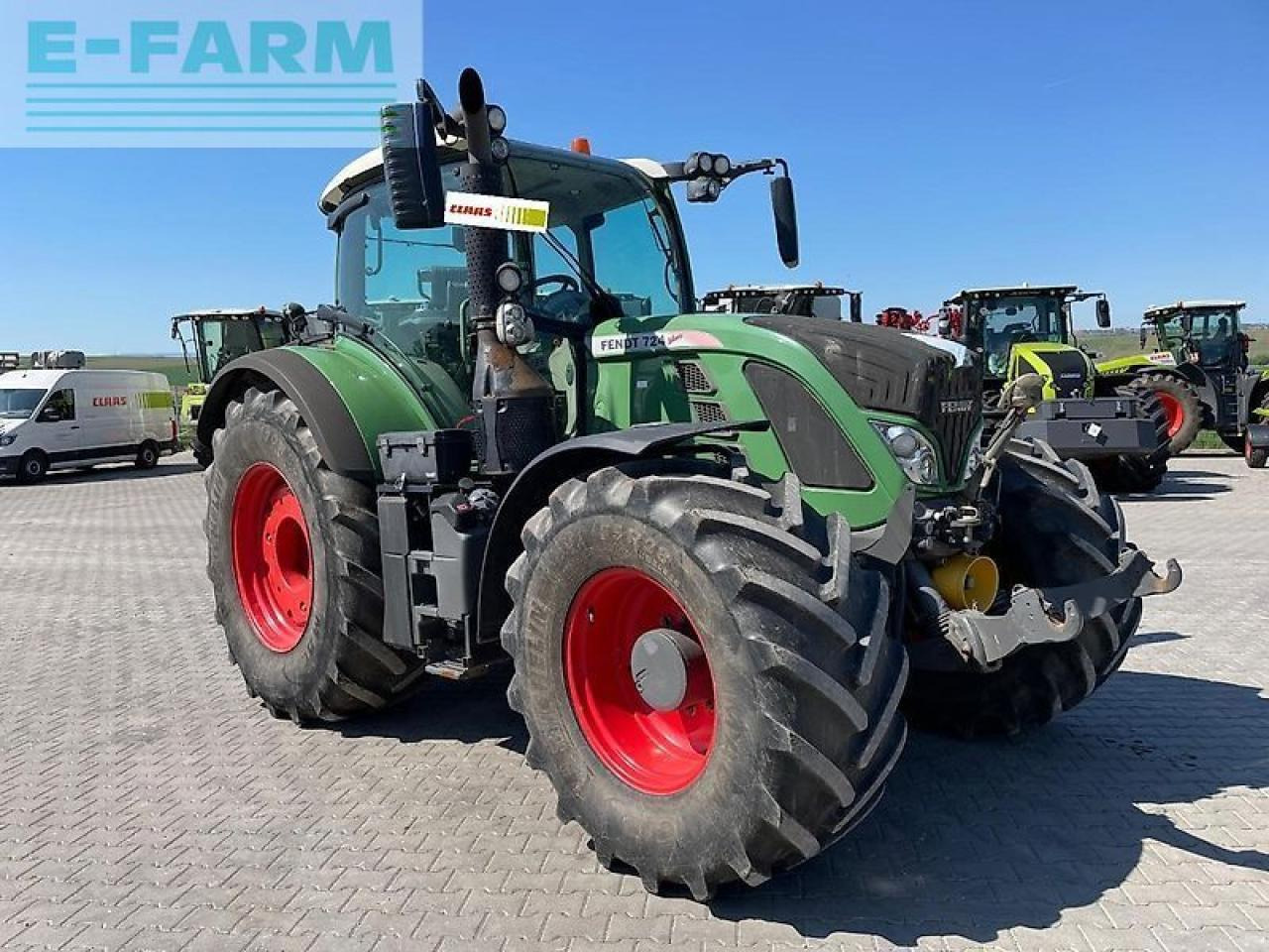 Fendt 724 - Трактор: снимка 1 Fendt 724 - Трактор: снимка 1