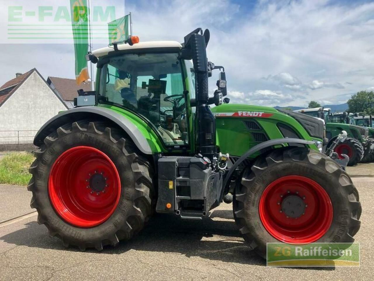 Fendt 724 - Трактор: снимка 4 Fendt 724 - Трактор: снимка 4