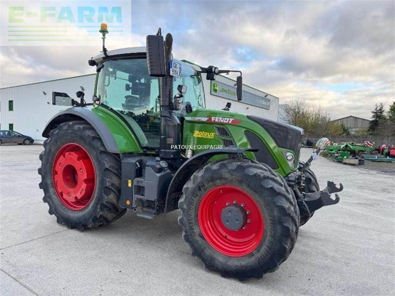 Fendt 724 profi plus - Трактор: снимка 3 Fendt 724 profi plus - Трактор: снимка 3