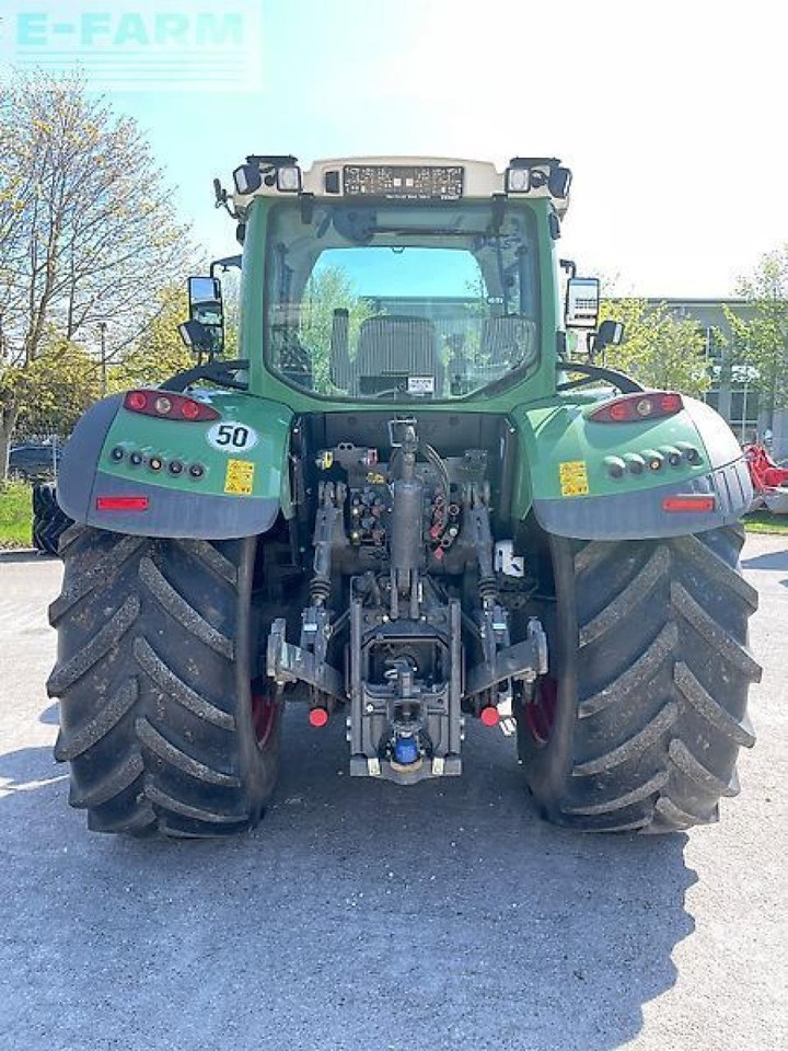 Fendt 724 profi plus - Трактор: снимка 4 Fendt 724 profi plus - Трактор: снимка 4