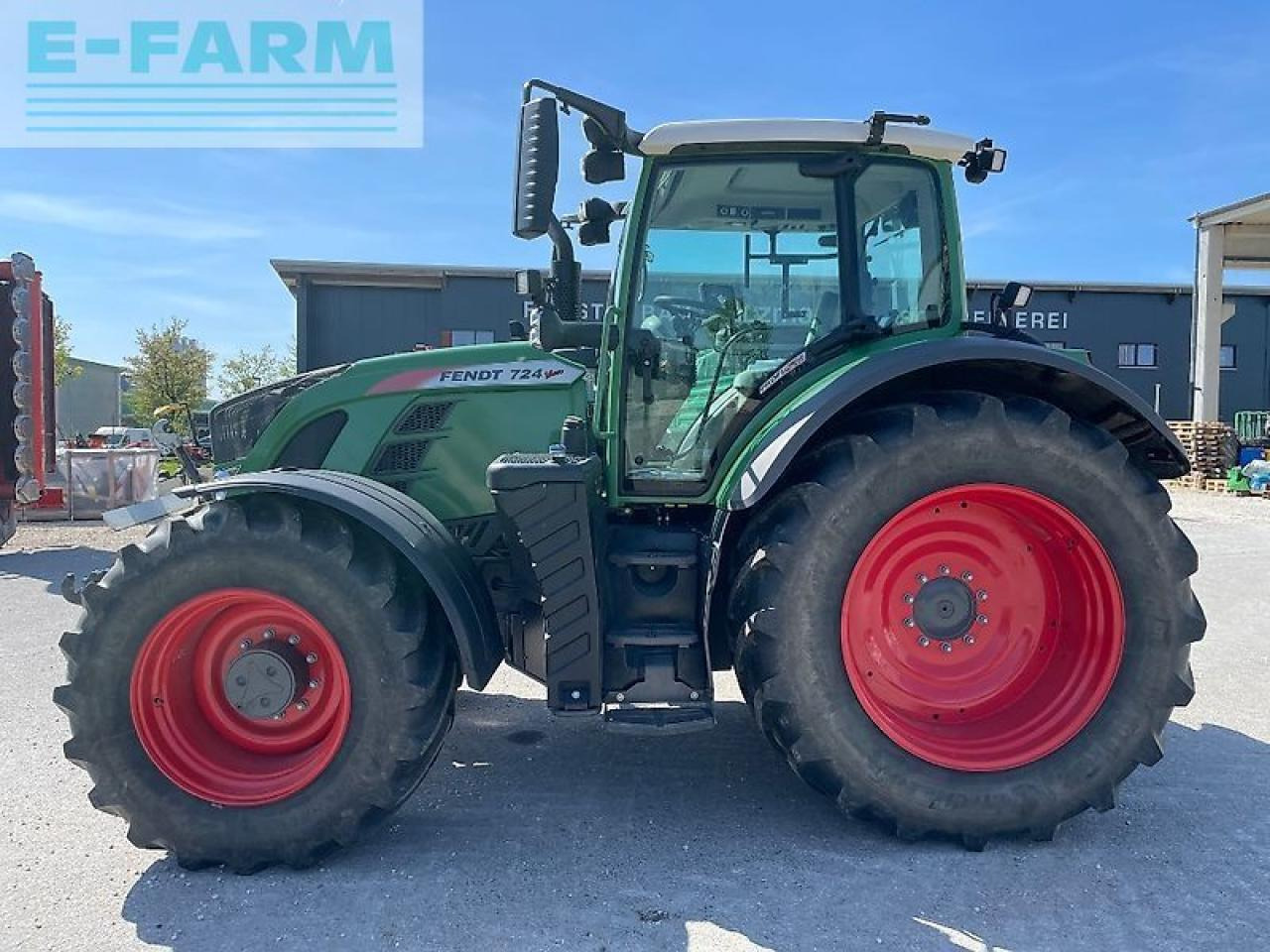 Fendt 724 profi plus - Трактор: снимка 2 Fendt 724 profi plus - Трактор: снимка 2
