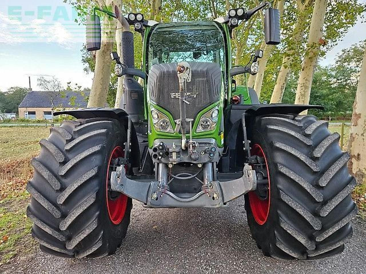 Fendt 724 s4 profi plus (718 720 722 ) - Трактор: снимка 5 Fendt 724 s4 profi plus (718 720 722 ) - Трактор: снимка 5