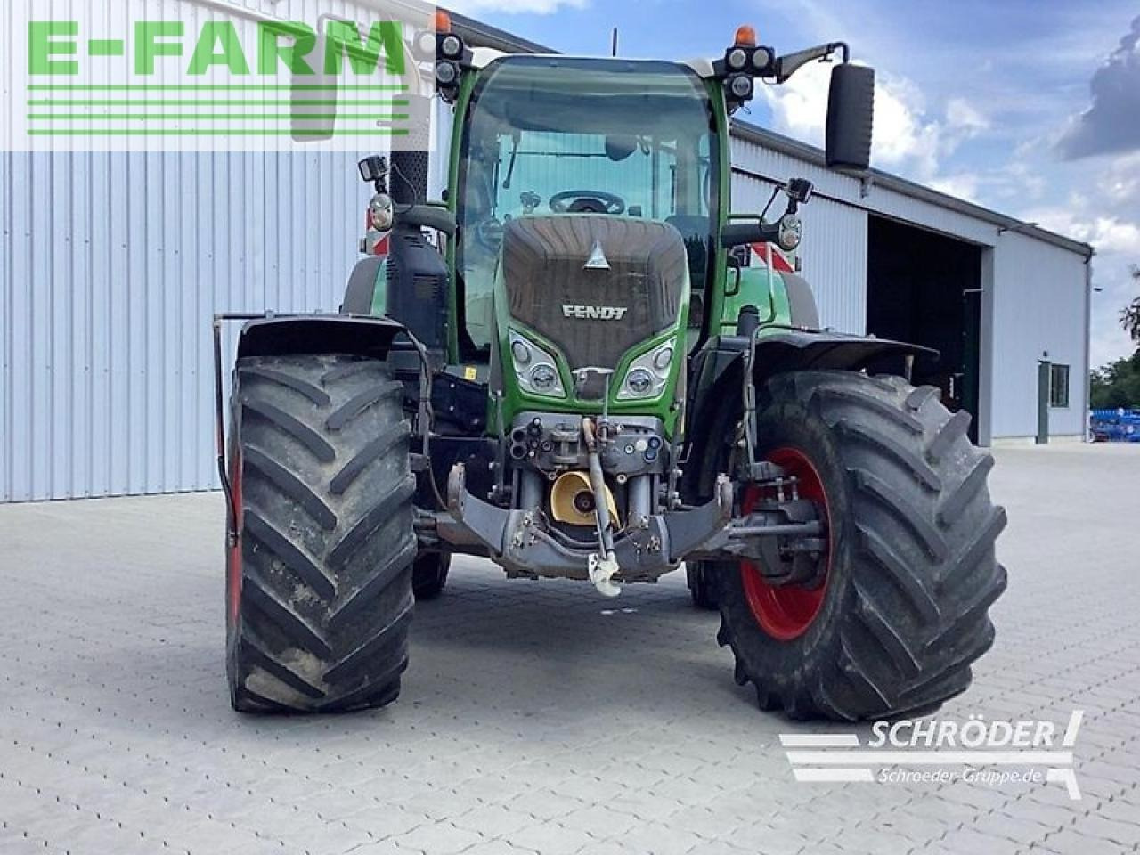 Fendt 724 s4 profi plus - Трактор: снимка 2 Fendt 724 s4 profi plus - Трактор: снимка 2