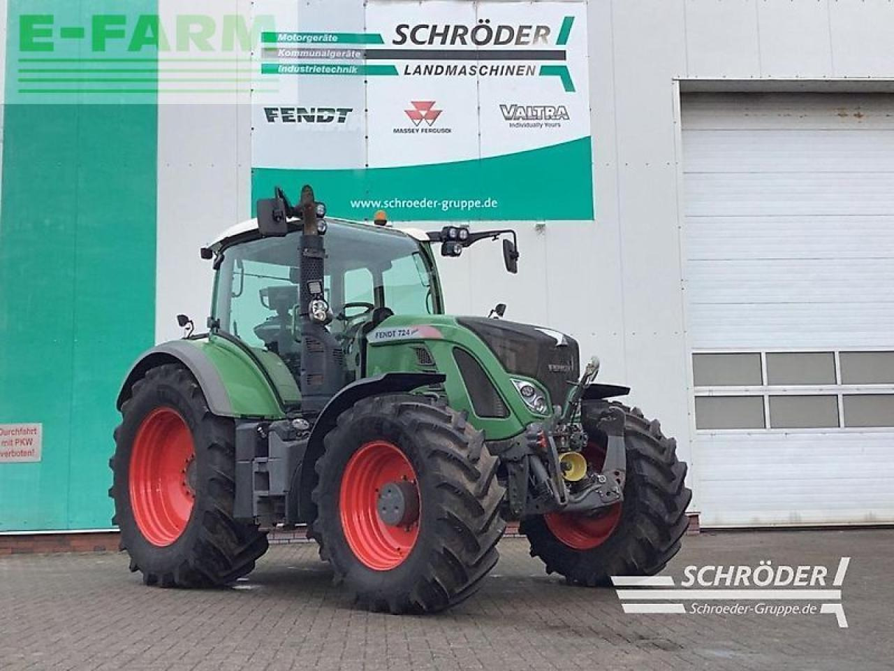 Fendt 724 s4 profi plus - Трактор: снимка 1 Fendt 724 s4 profi plus - Трактор: снимка 1