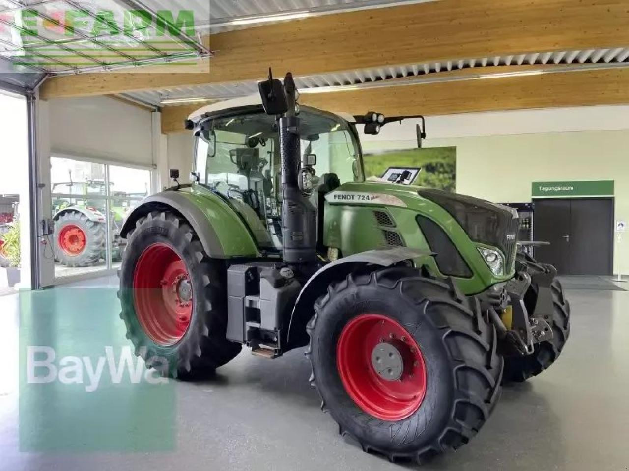 Fendt 724 s4 profi plus - Трактор: снимка 1 Fendt 724 s4 profi plus - Трактор: снимка 1