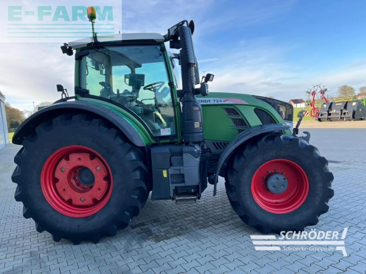 Fendt 724 s4 profi plus | rtk - Трактор: снимка 3 Fendt 724 s4 profi plus | rtk - Трактор: снимка 3