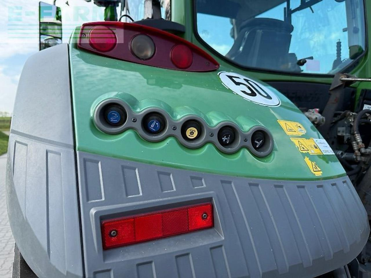 Трактор Fendt 724 vario: снимка 9