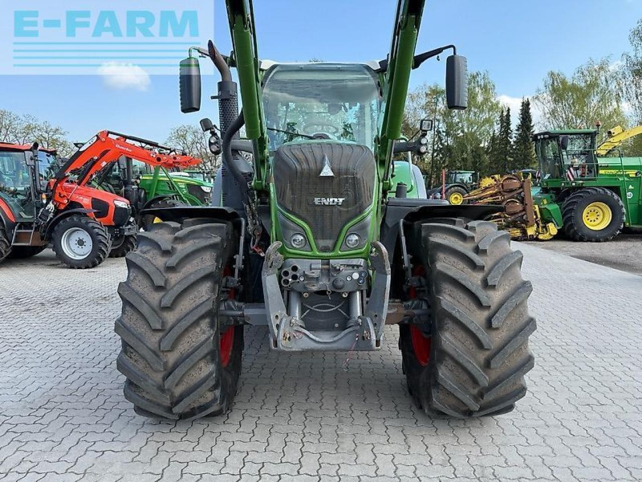 Трактор Fendt 724 vario: снимка 8