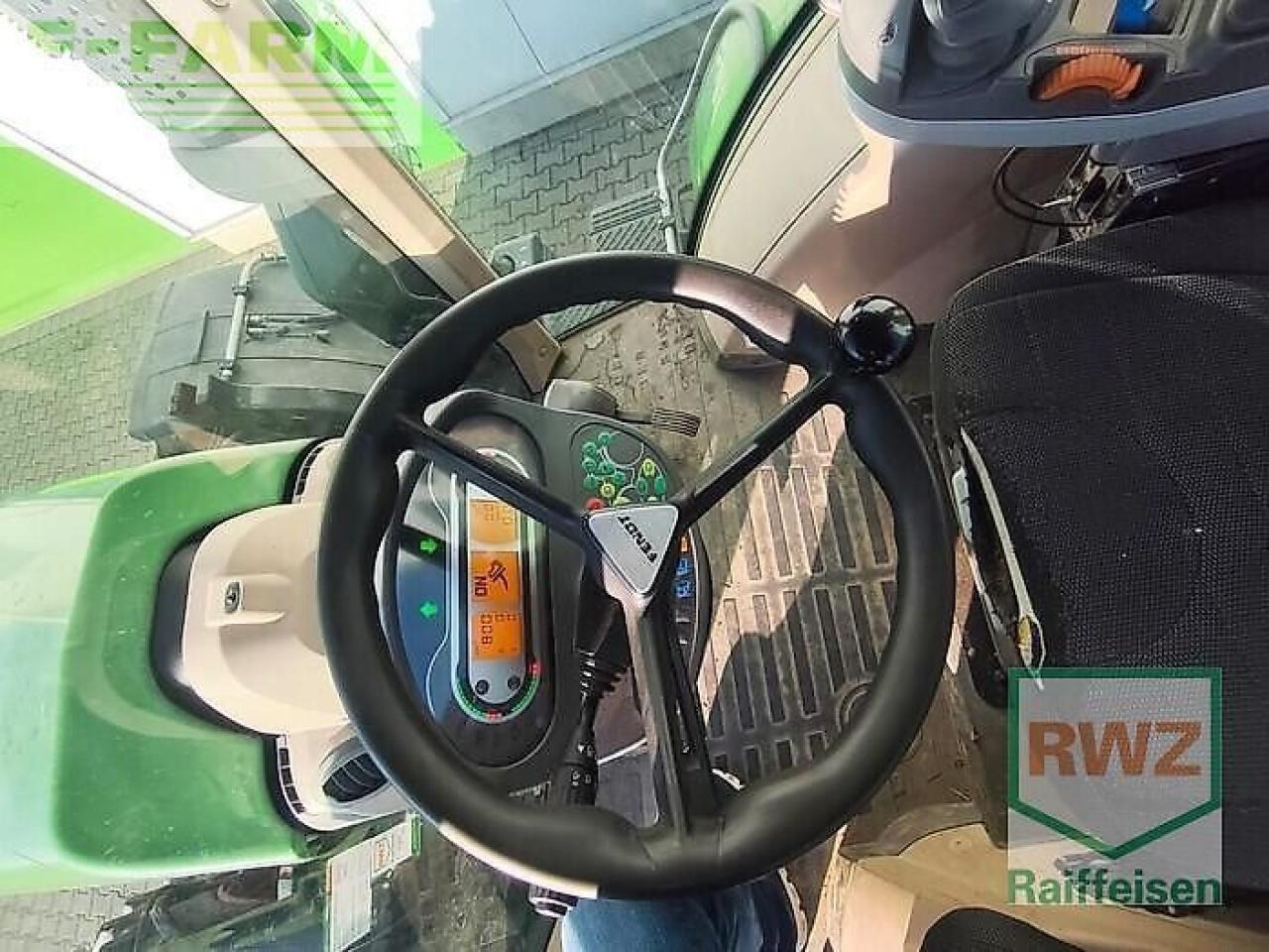 Fendt 724 vario - Трактор: снимка 2 Fendt 724 vario - Трактор: снимка 2