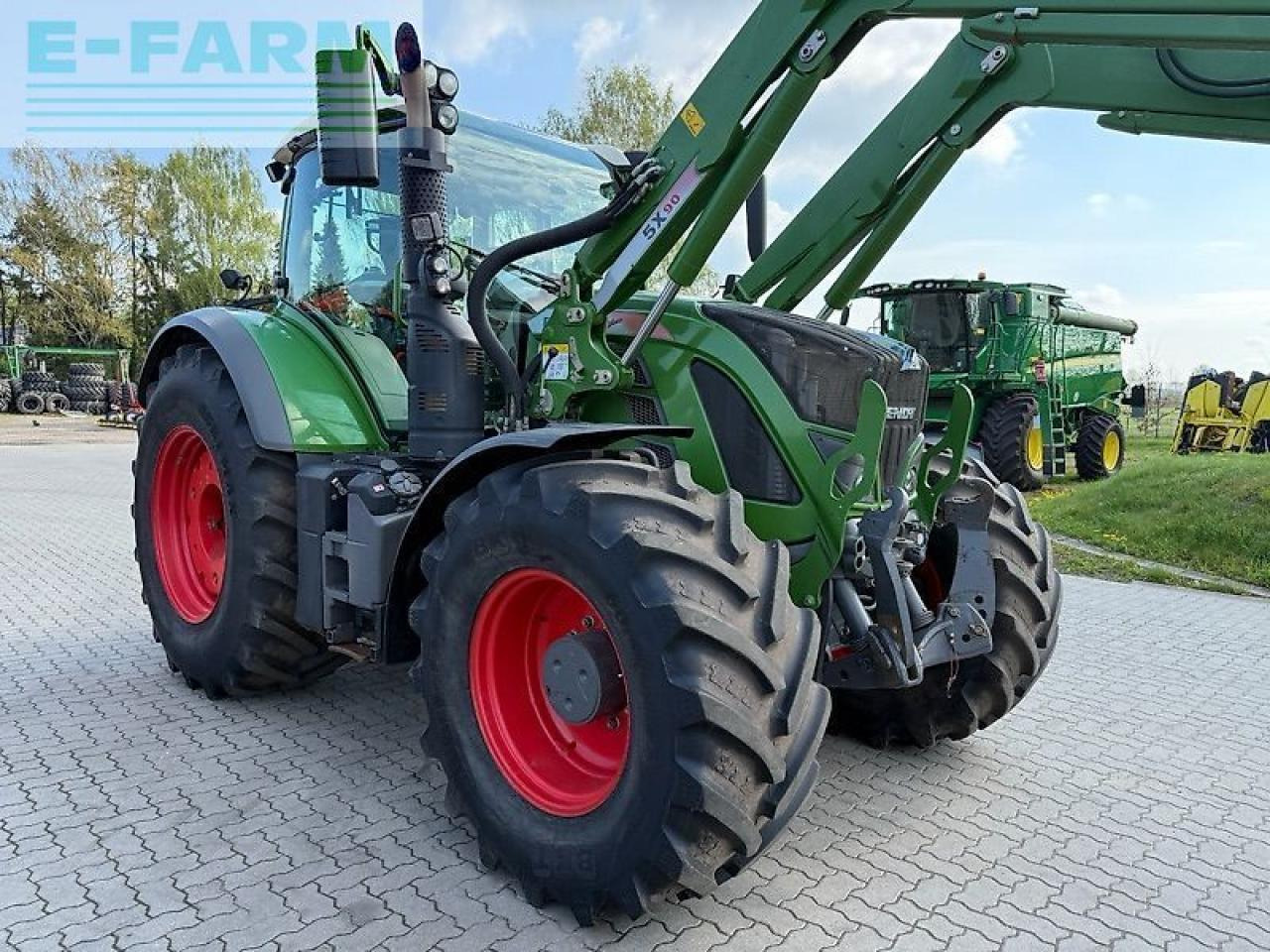 Трактор Fendt 724 vario: снимка 6