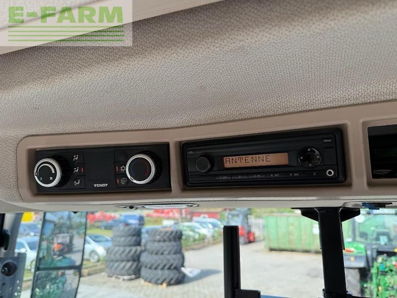 Трактор Fendt 724 vario: снимка 19