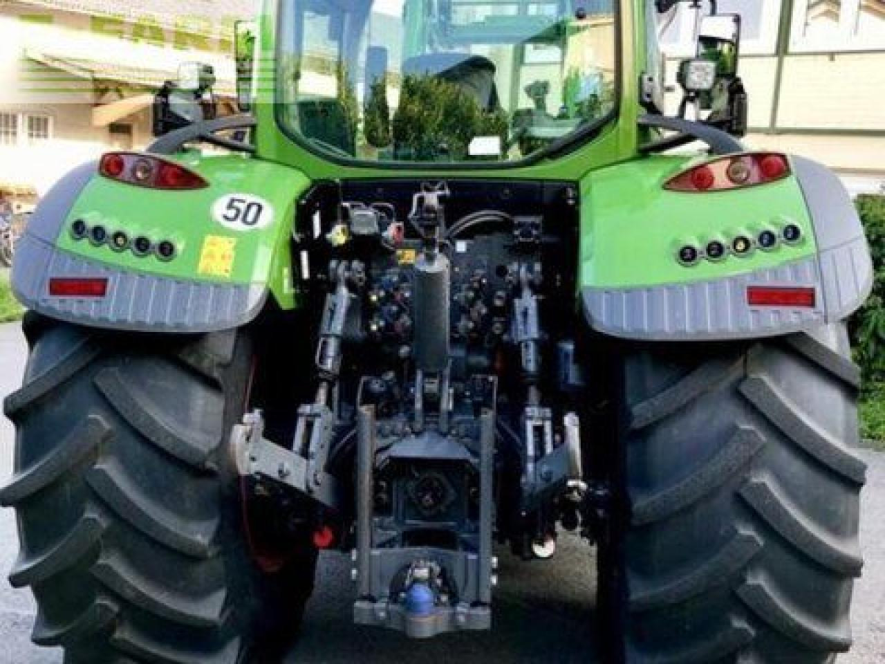 Fendt 724 vario gebr. allradsc - Трактор: снимка 2 Fendt 724 vario gebr. allradsc - Трактор: снимка 2