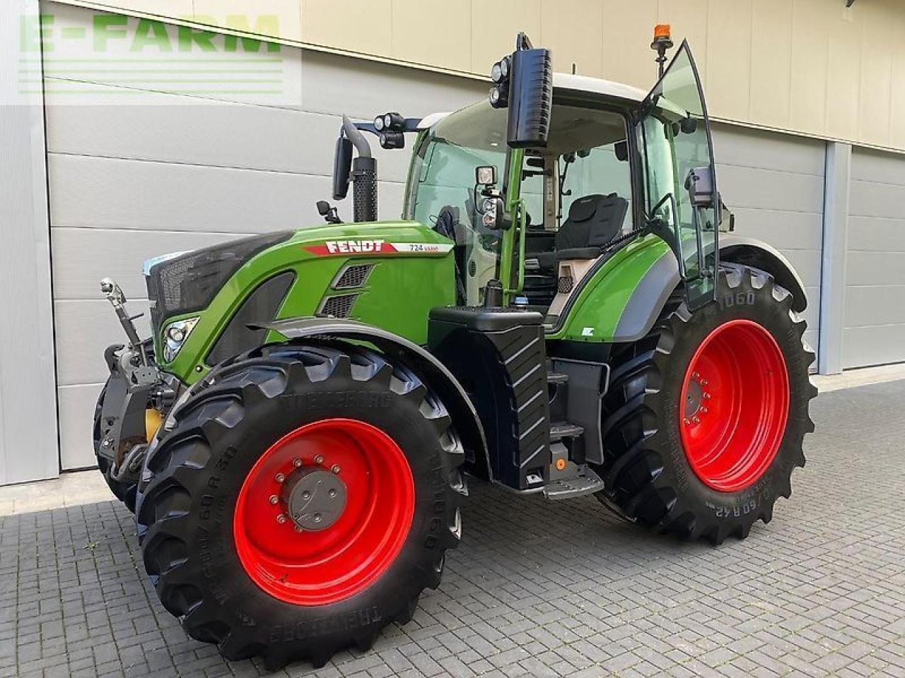 Fendt 724 vario gen.6 profi+ setting2 profiplus fzw 193 ltr. rtk ProfiPlus - Трактор: снимка 3 Fendt 724 vario gen.6 profi+ setting2 profiplus fzw 193 ltr. rtk ProfiPlus - Трактор: снимка 3