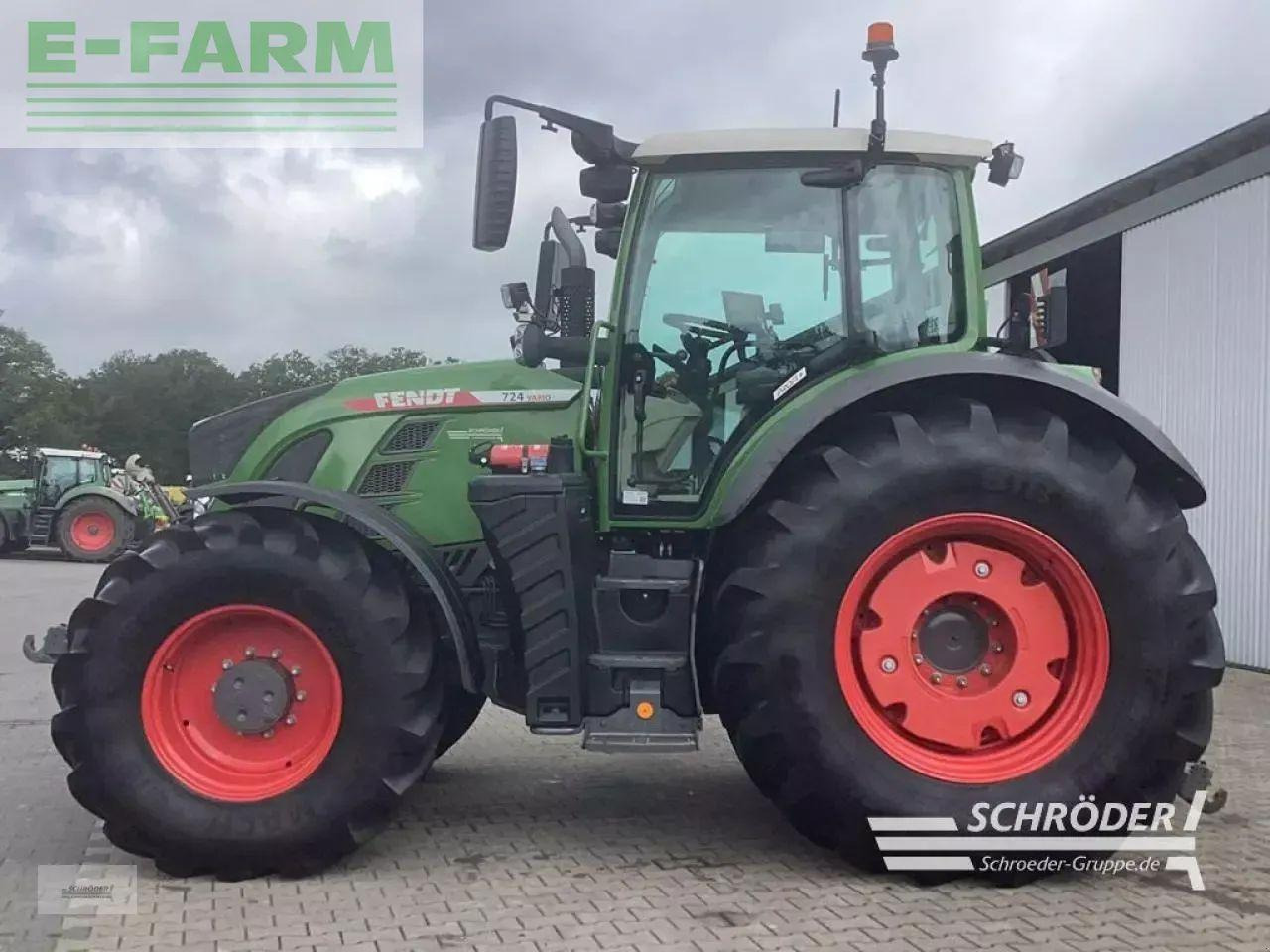 Fendt 724 vario gen6 profi plus ProfiPlus - Трактор: снимка 3 Fendt 724 vario gen6 profi plus ProfiPlus - Трактор: снимка 3