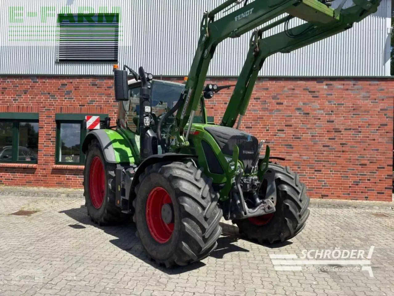 Fendt 724 vario gen6 profi plus ProfiPlus - Трактор: снимка 1 Fendt 724 vario gen6 profi plus ProfiPlus - Трактор: снимка 1