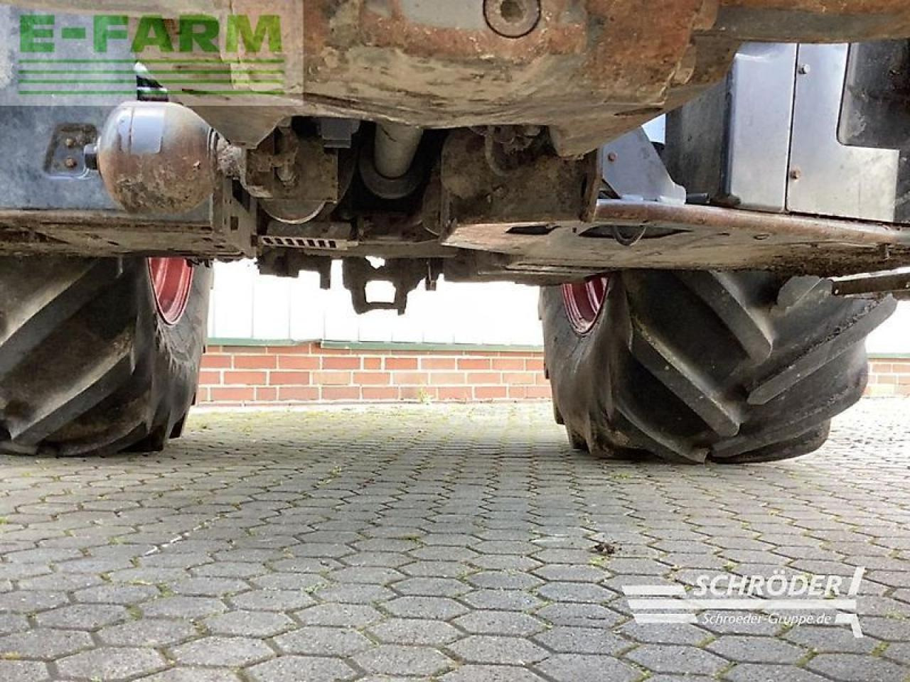Fendt 724 vario s4 profi plus ProfiPlus - Трактор: снимка 3 Fendt 724 vario s4 profi plus ProfiPlus - Трактор: снимка 3