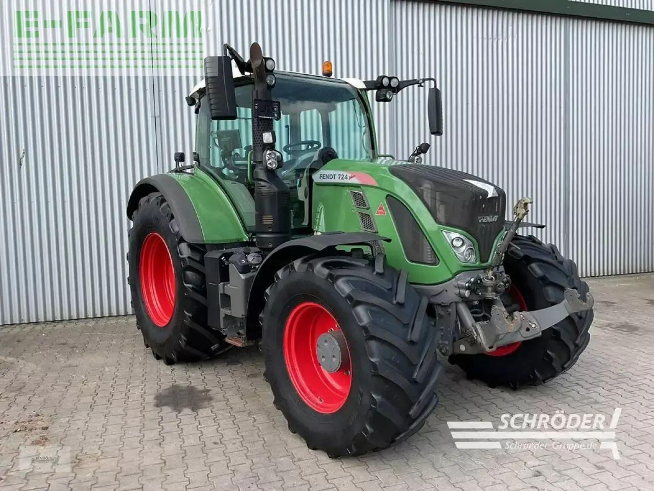 Fendt 724 vario s4 profi plus ProfiPlus - Трактор: снимка 1 Fendt 724 vario s4 profi plus ProfiPlus - Трактор: снимка 1