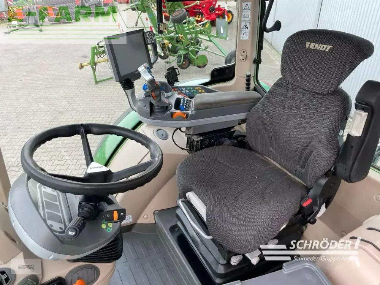 Трактор Fendt 724 vario s4 profi plus ProfiPlus: снимка 10