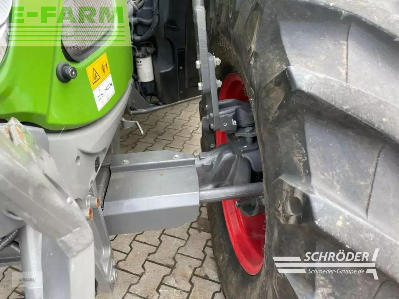 Трактор Fendt 724 vario s4 profi plus ProfiPlus: снимка 8