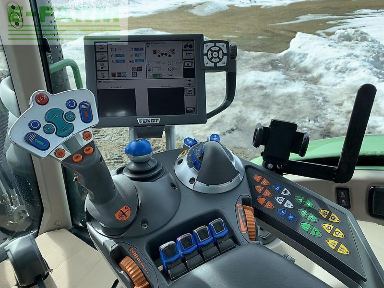 Трактор Fendt 724 vario scr: снимка 11