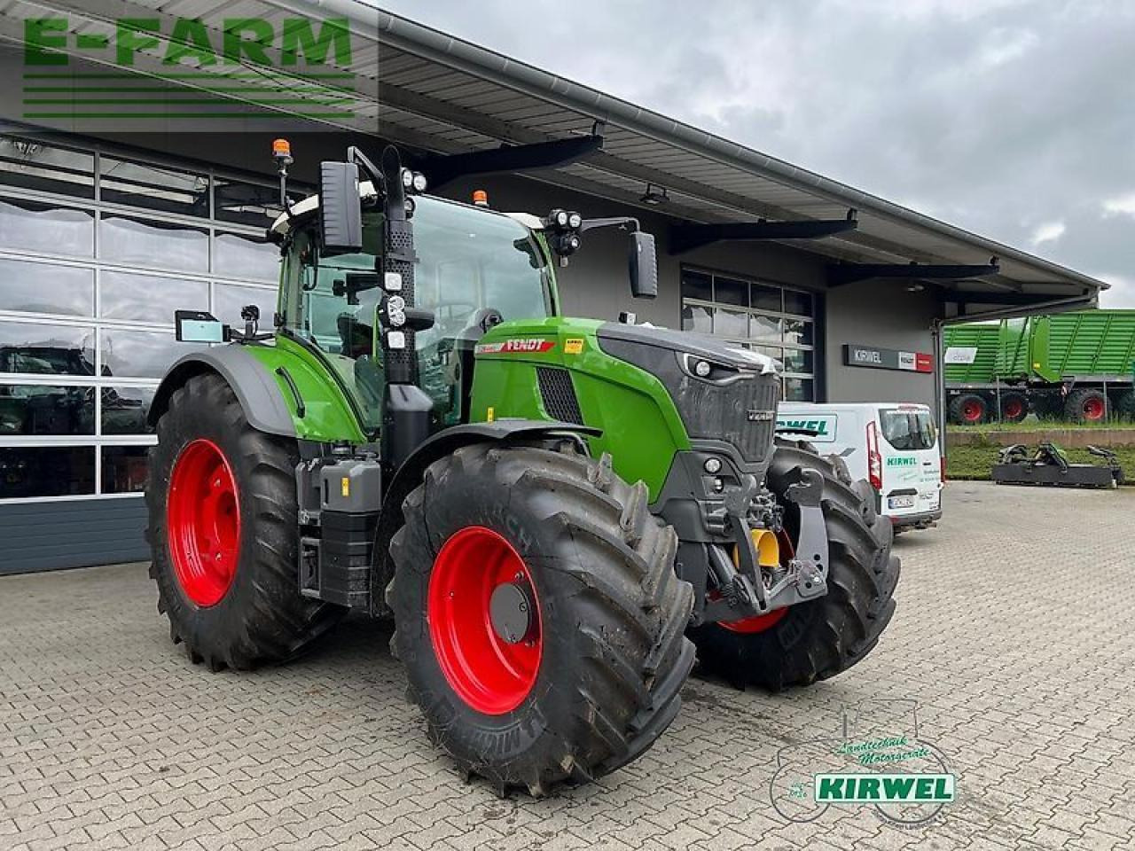 Fendt 728 vario gen7 - Трактор: снимка 1 Fendt 728 vario gen7 - Трактор: снимка 1