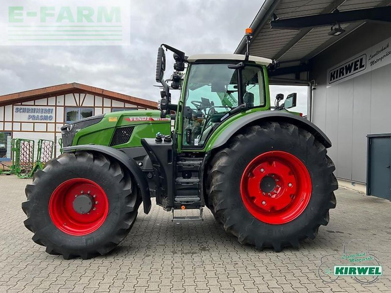 Fendt 728 vario gen7 - Трактор: снимка 4 Fendt 728 vario gen7 - Трактор: снимка 4