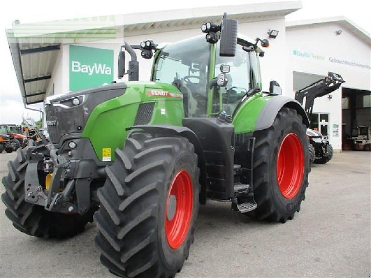 Fendt 728 vario gen7 profi plus ProfiPlus - Трактор: снимка 4 Fendt 728 vario gen7 profi plus ProfiPlus - Трактор: снимка 4