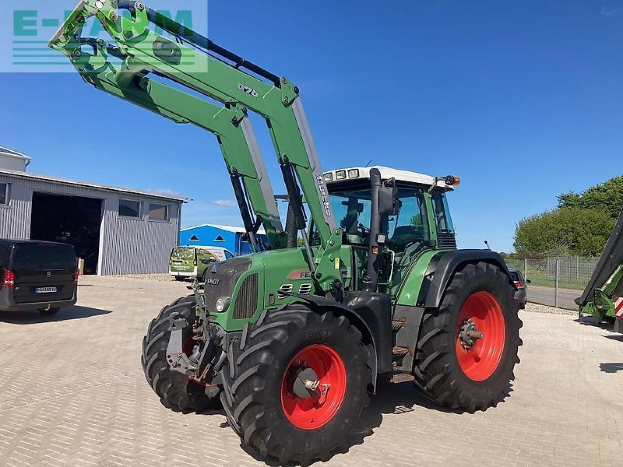 Fendt 820 com3 - Трактор: снимка 4 Fendt 820 com3 - Трактор: снимка 4