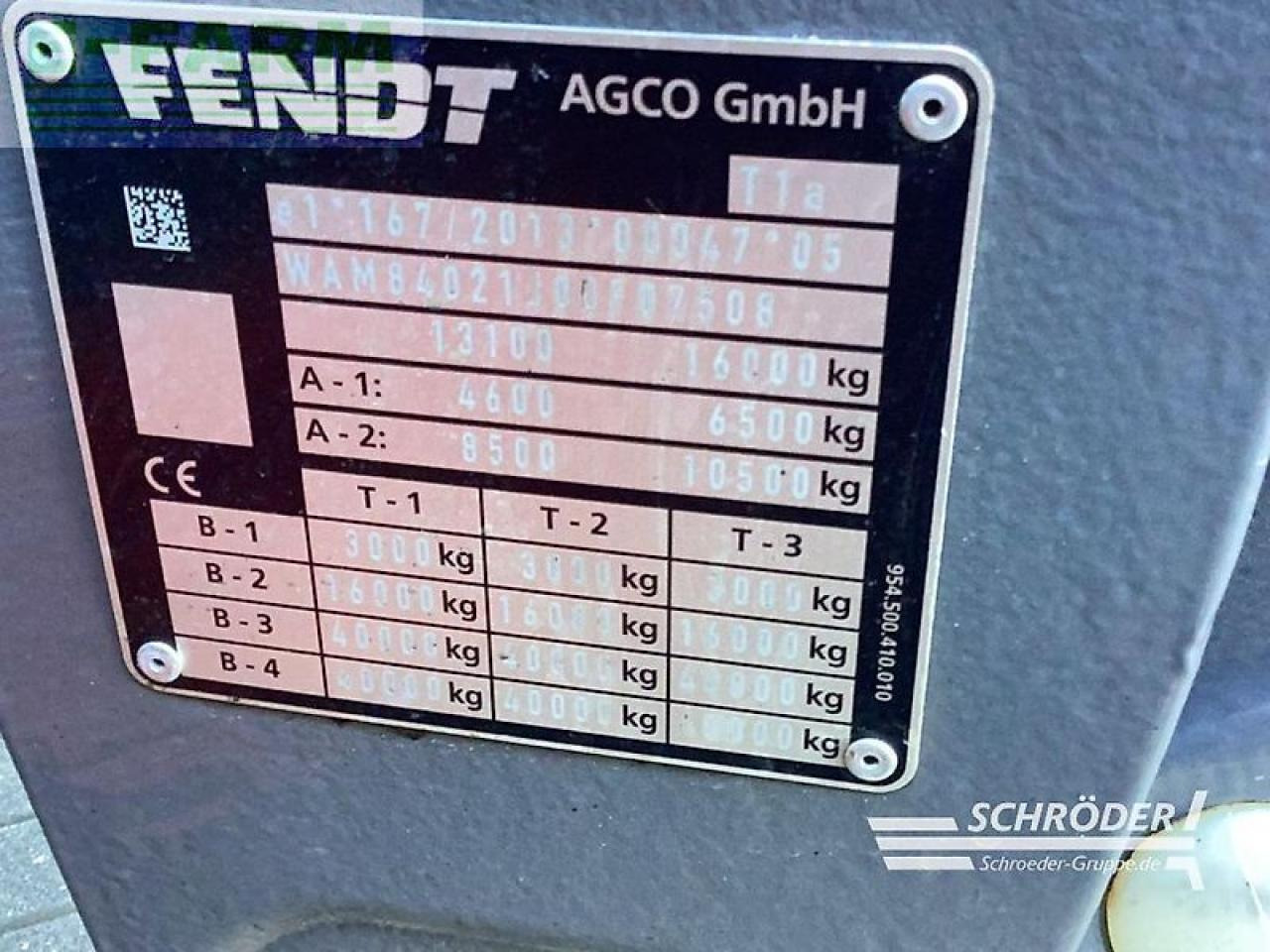 Fendt 824 vario s4 profi plus ProfiPlus - Трактор: снимка 5 Fendt 824 vario s4 profi plus ProfiPlus - Трактор: снимка 5