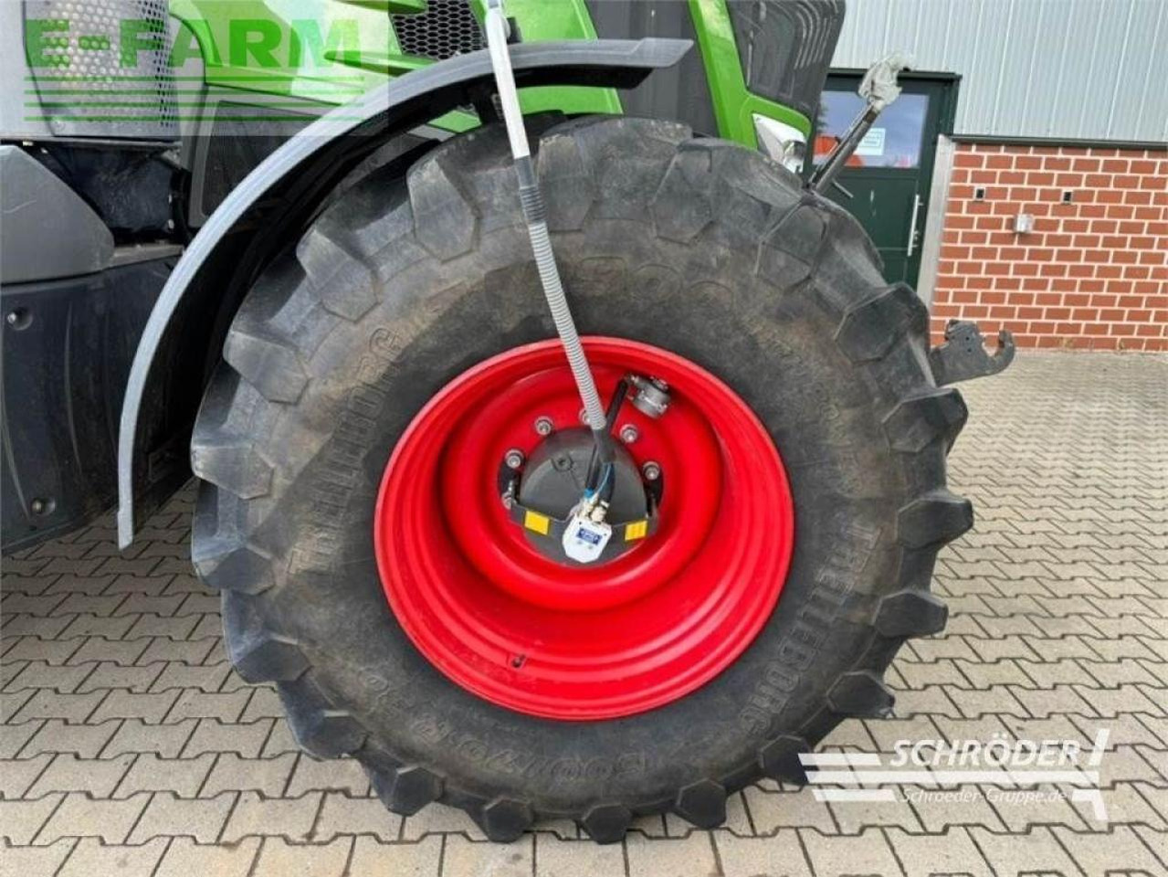 Трактор Fendt 824 vario s4 profi plus ProfiPlus: снимка 12