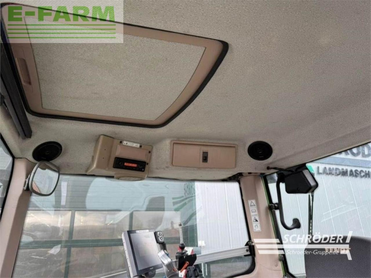 Трактор Fendt 824 vario s4 profi plus ProfiPlus: снимка 18