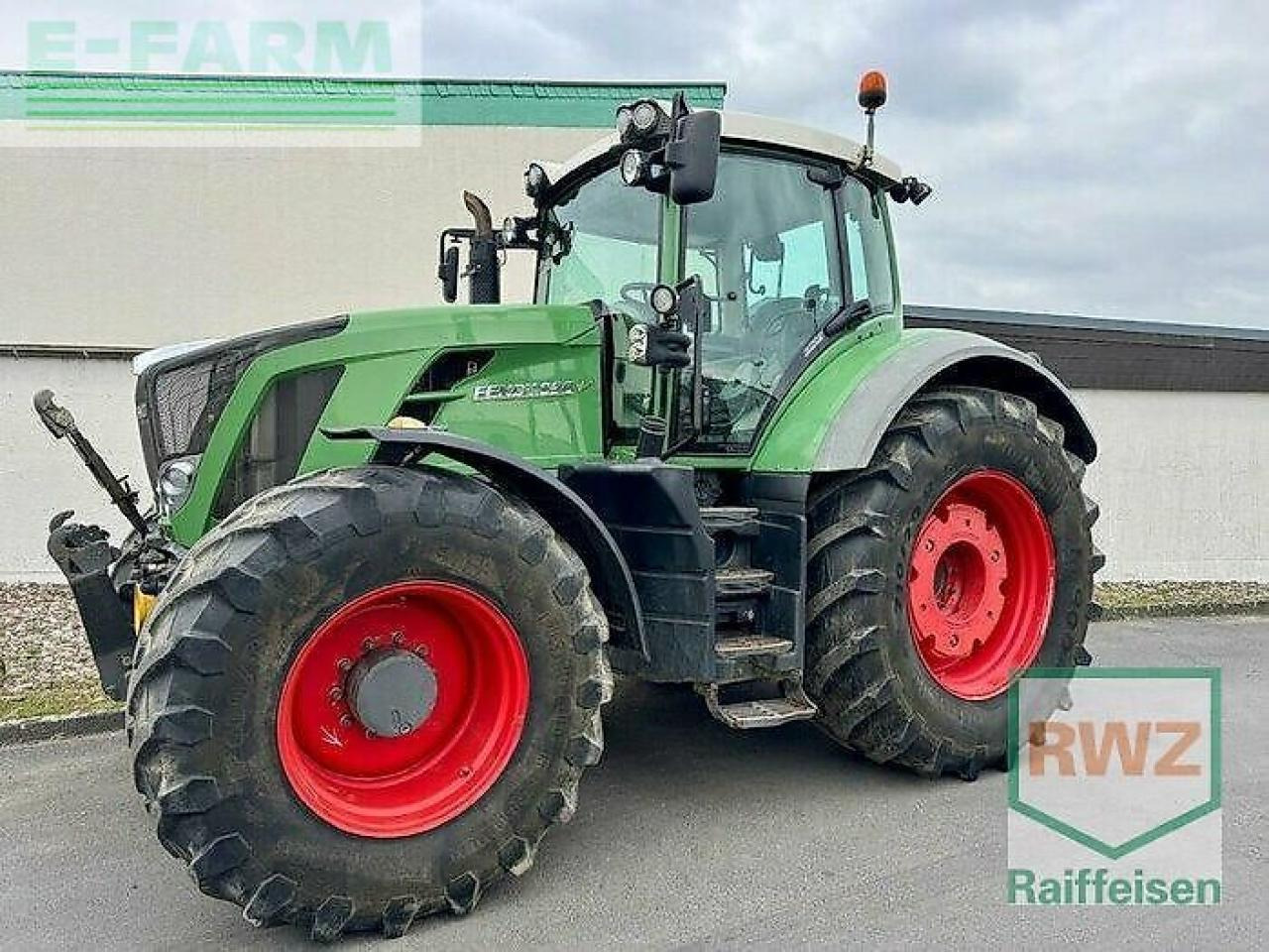 Fendt 826 scr profi - Трактор: снимка 4 Fendt 826 scr profi - Трактор: снимка 4