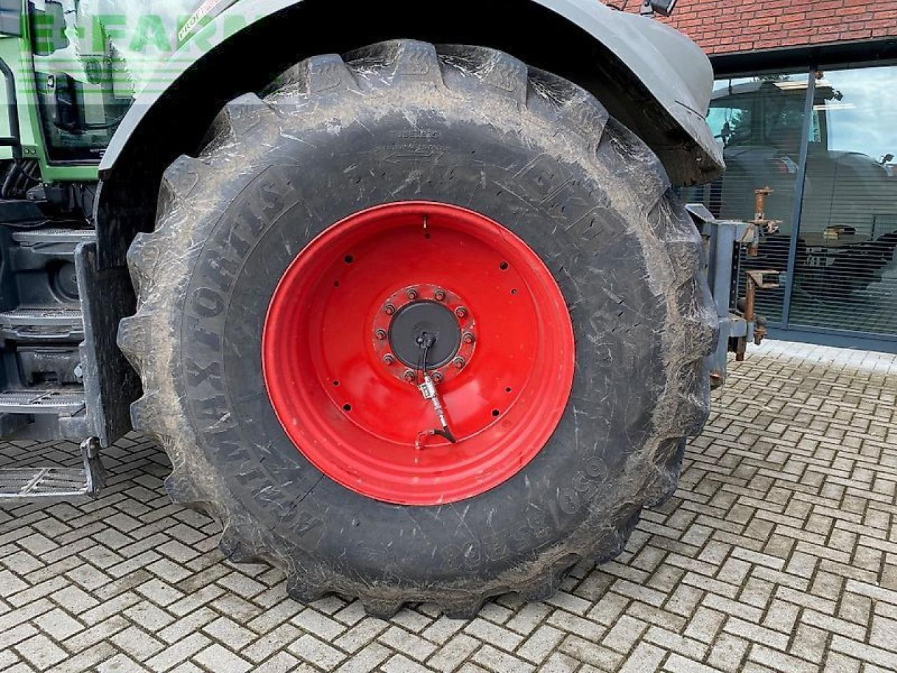 Fendt 826 vario - Трактор: снимка 2 Fendt 826 vario - Трактор: снимка 2